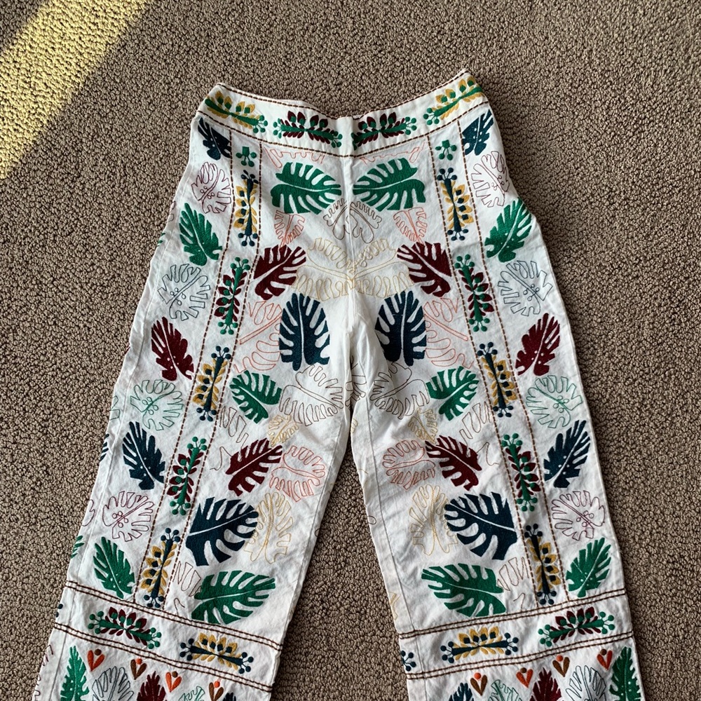 Zara embroidered culottes S
